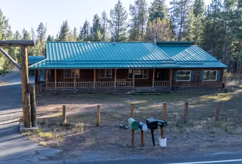 15603 6th Street La Pine OR 97739