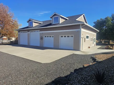 6481 SW Wren Street Culver OR 97734