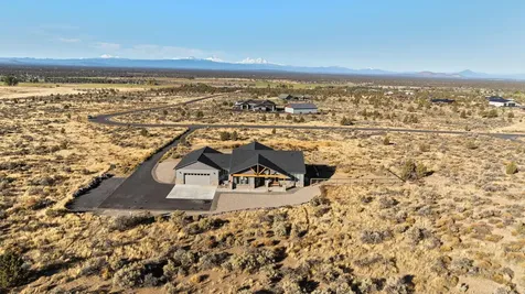 16384 SW Grandview Road Powell Butte OR 97753