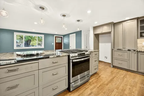 1400 Avocado Lane Medford OR 97504