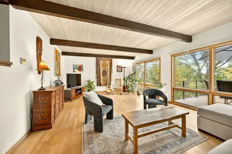 1012 Pinecrest Terrace Ashland OR 97520