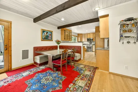 1012 Pinecrest Terrace Ashland OR 97520