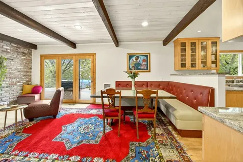 1012 Pinecrest Terrace Ashland OR 97520