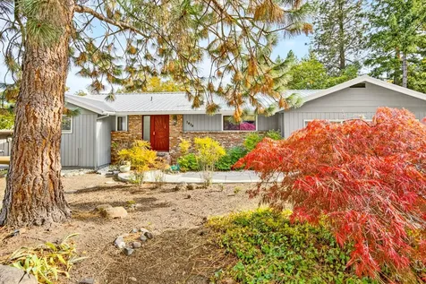 1012 Pinecrest Terrace Ashland OR 97520
