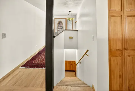 1012 Pinecrest Terrace Ashland OR 97520