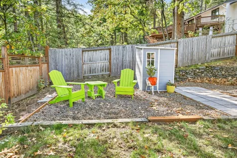 1012 Pinecrest Terrace Ashland OR 97520
