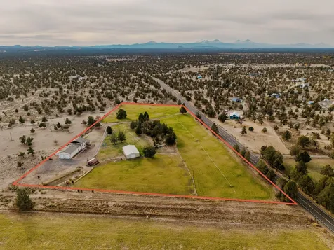 25451 Alfalfa Market Road NE Bend OR 97701