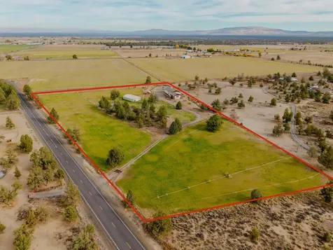 25451 Alfalfa Market Road NE Bend OR 97701