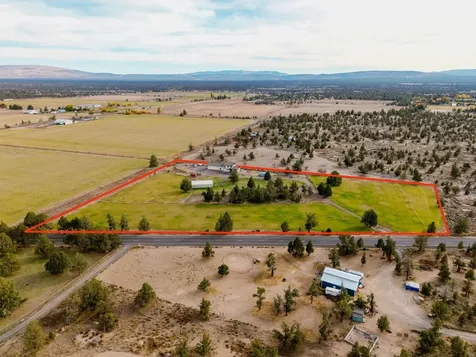 25451 Alfalfa Market Road NE Bend OR 97701