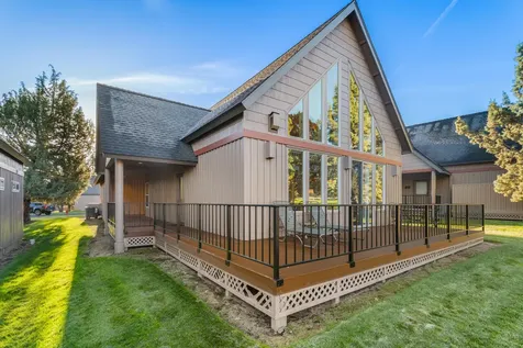 8685 Red Wing Lane Redmond OR 97756
