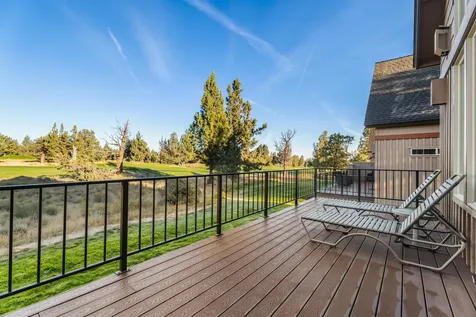 8685 Red Wing Lane Redmond OR 97756