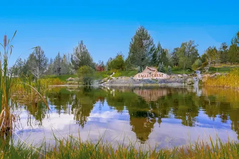 8685 Red Wing Lane Redmond OR 97756