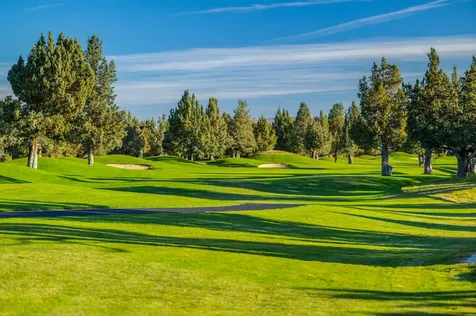 8685 Red Wing Lane Redmond OR 97756