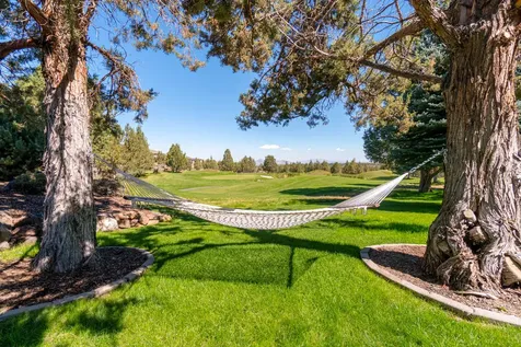 8685 Red Wing Lane Redmond OR 97756
