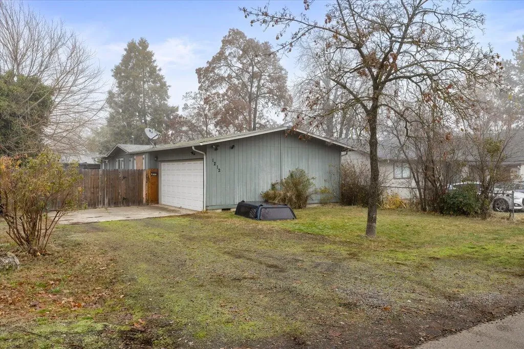 1212 Locust Street Medford OR 97501