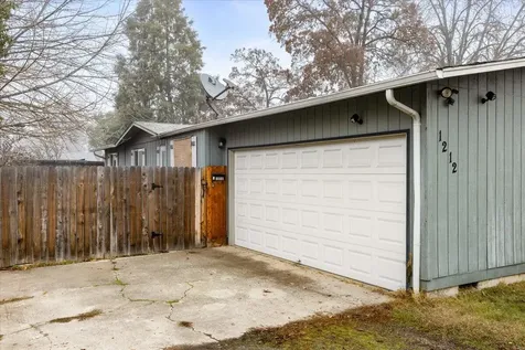 1212 Locust Street Medford OR 97501