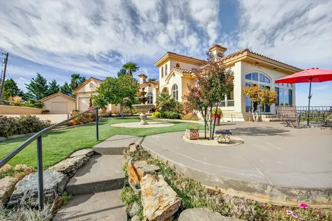 3260 Carriage Drive Medford OR 97501