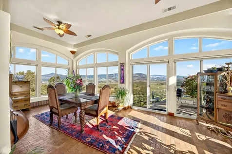 3260 Carriage Drive Medford OR 97501