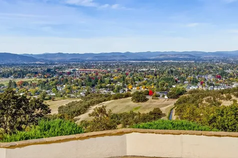 3260 Carriage Drive Medford OR 97501