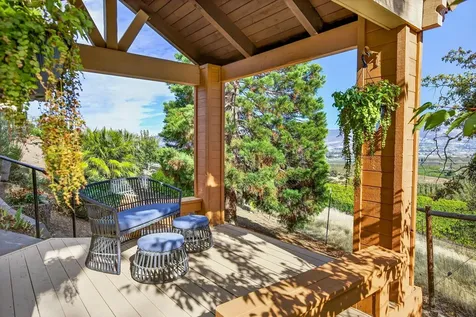3260 Carriage Drive Medford OR 97501