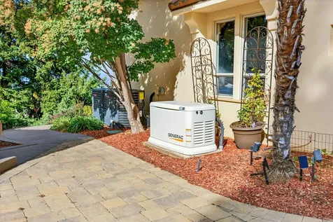 3260 Carriage Drive Medford OR 97501