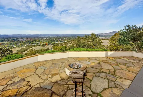3260 Carriage Drive Medford OR 97501
