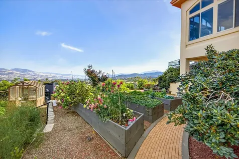 3260 Carriage Drive Medford OR 97501