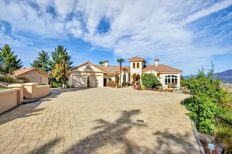 3260 Carriage Drive Medford OR 97501