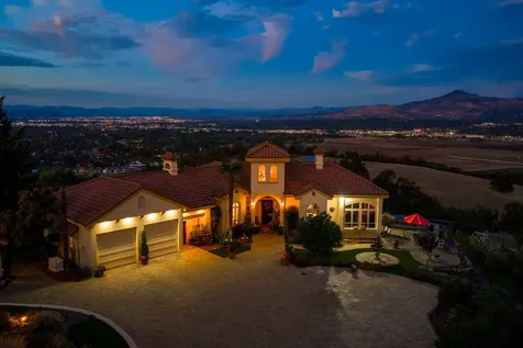 3260 Carriage Drive Medford OR 97501