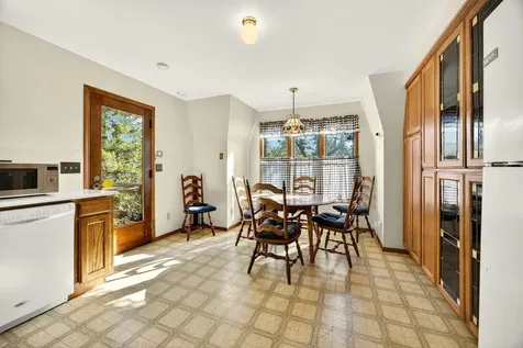 14080 Highway 234 Gold Hill OR 97525