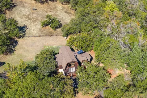 14080 Highway 234 Gold Hill OR 97525