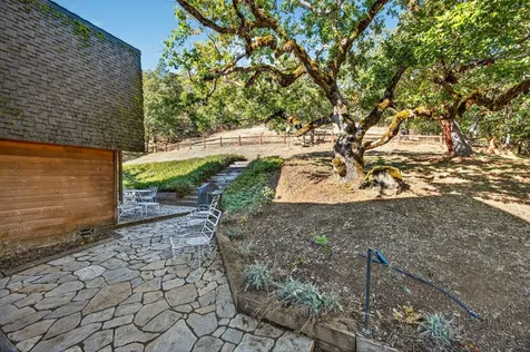 14080 Highway 234 Gold Hill OR 97525