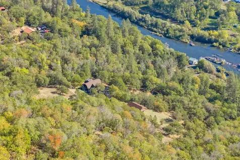14080 Highway 234 Gold Hill OR 97525