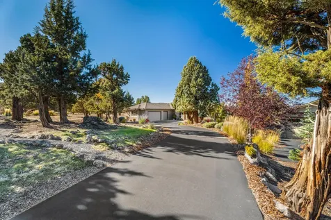 1241 Trail Creek Drive Redmond OR 97756