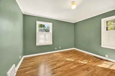 12 Glen Oak Court Medford OR 97504