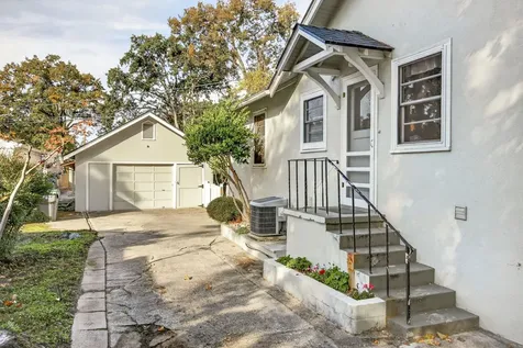 12 Glen Oak Court Medford OR 97504