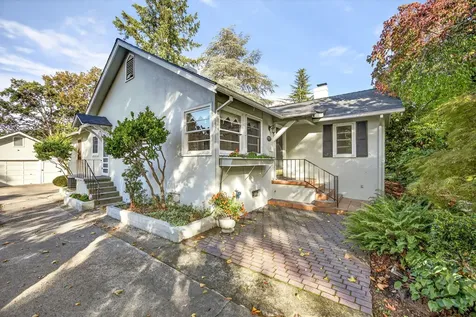 12 Glen Oak Court Medford OR 97504