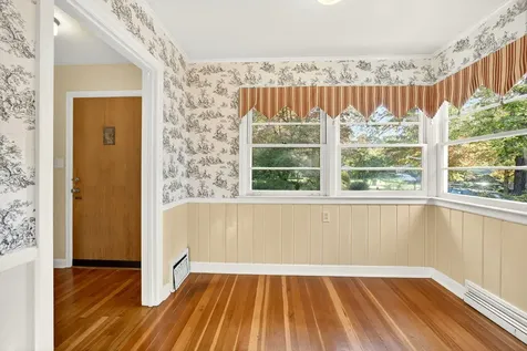 12 Glen Oak Court Medford OR 97504