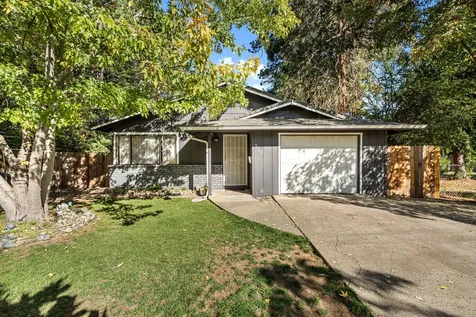 330 SW K Street Grants Pass OR 97526