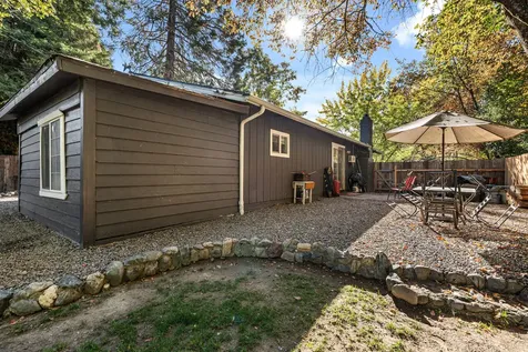 330 SW K Street Grants Pass OR 97526