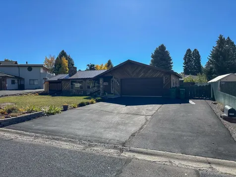 7026 Sierra Place Klamath Falls OR 97603