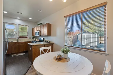 135 Othello Avenue Roseburg OR 97471