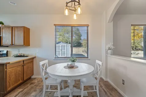 135 Othello Avenue Roseburg OR 97471