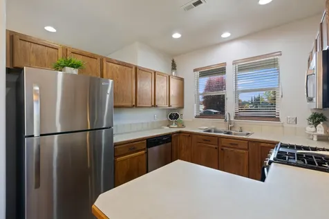 135 Othello Avenue Roseburg OR 97471