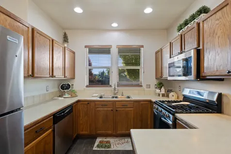 135 Othello Avenue Roseburg OR 97471