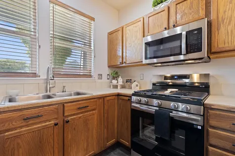 135 Othello Avenue Roseburg OR 97471