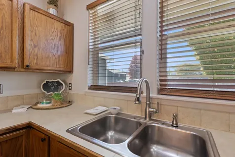 135 Othello Avenue Roseburg OR 97471