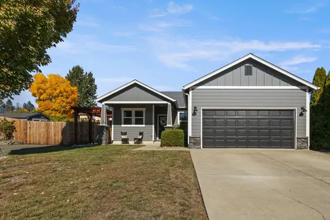 135 Othello Avenue Roseburg OR 97471