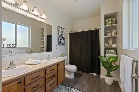 135 Othello Avenue Roseburg OR 97471