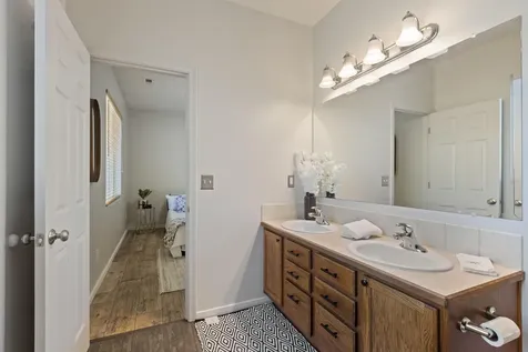 135 Othello Avenue Roseburg OR 97471